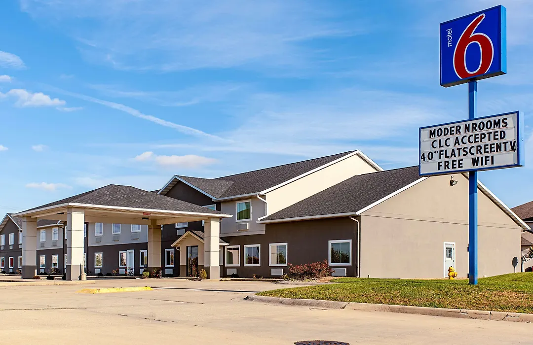 Motel 6-Lebanon, In-1