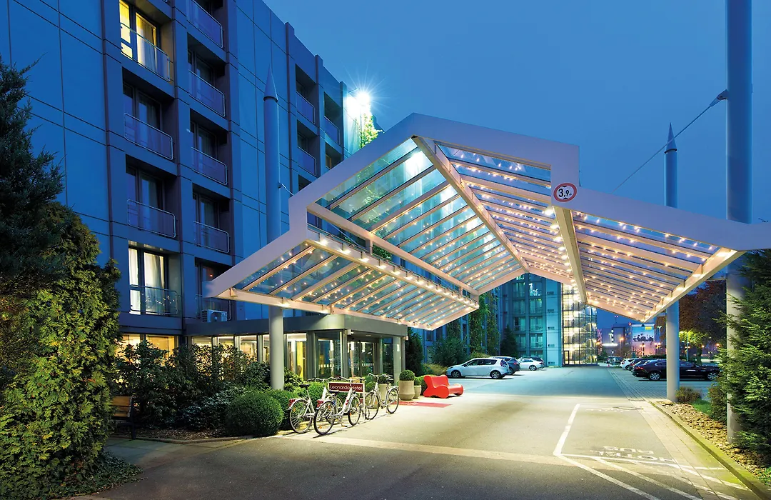 Leonardo Hotel Hannover Airport-1