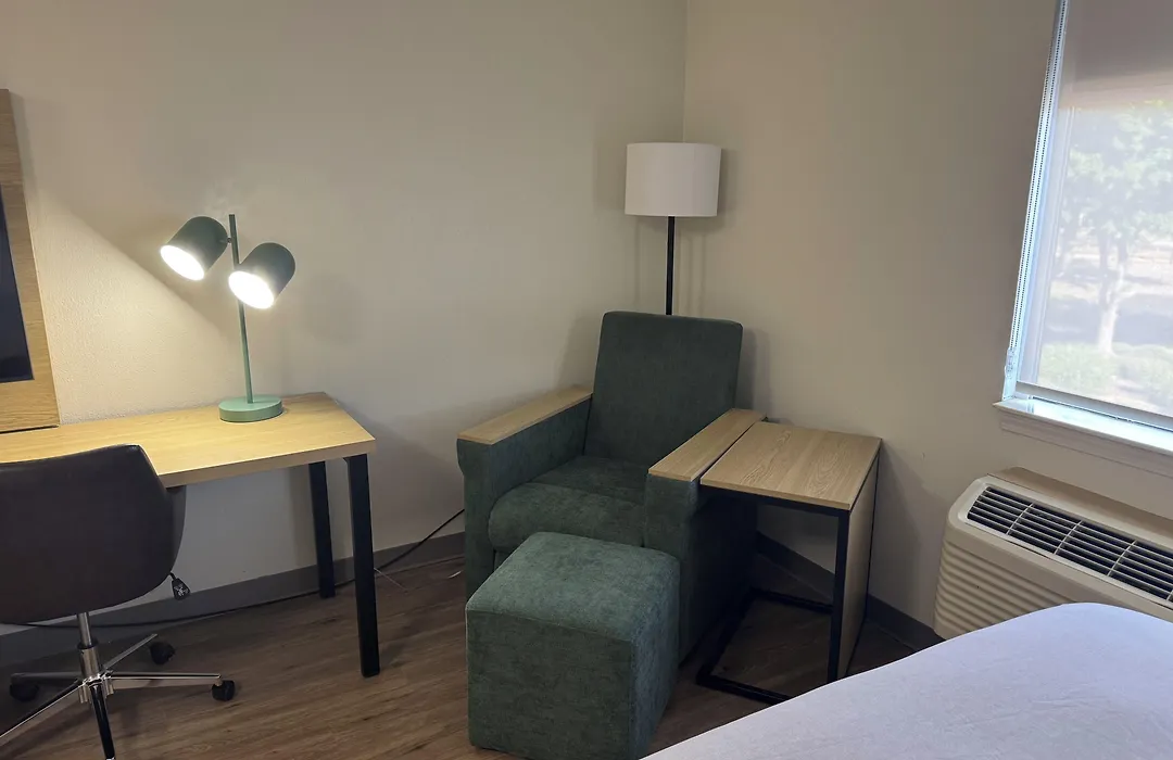 Sonesta Select Nashville Airport Suites-1