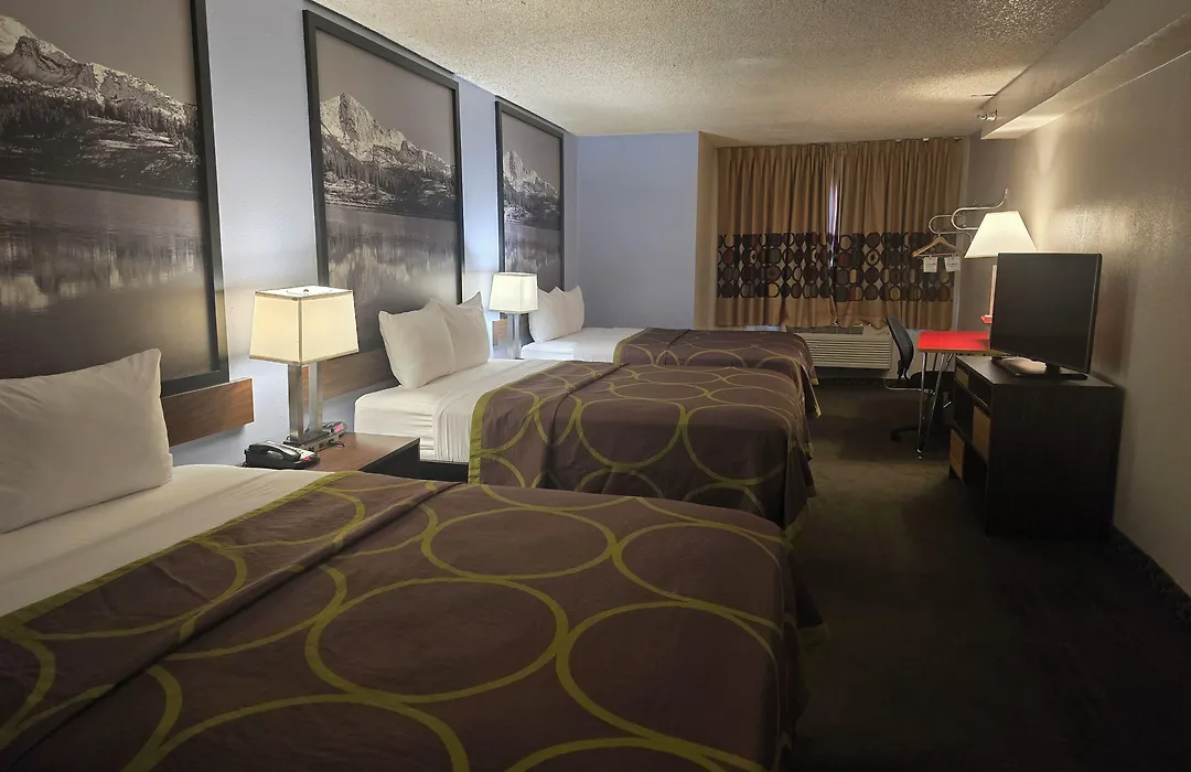 Super 8 By Wyndham Wheat Ridge/Denver West-1