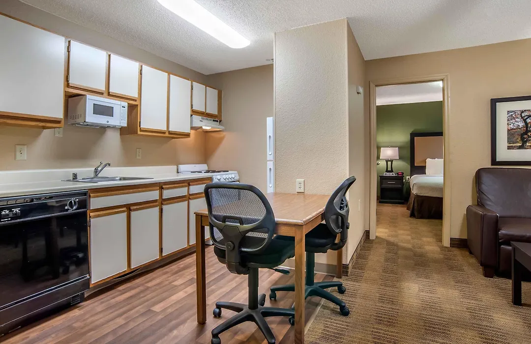 Extended Stay America Suites - Cleveland - Middleburg Heights-1