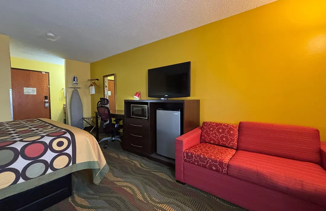 Super 8 By Wyndham Jacksonville-1
