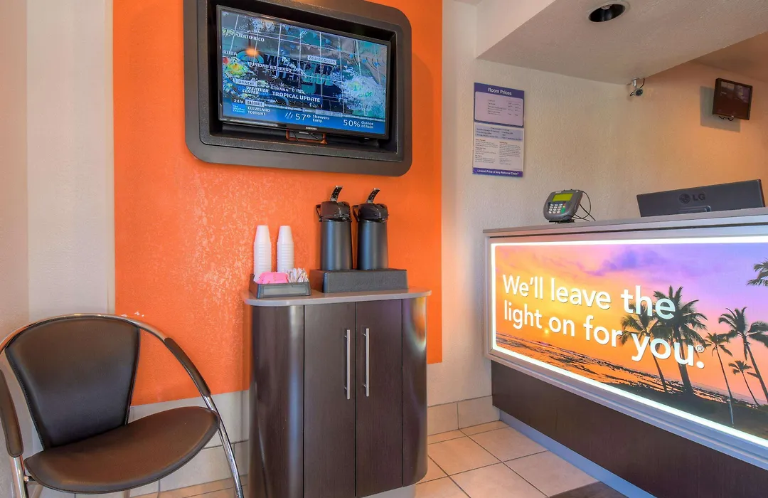 Motel 6-San Ysidro, CA - San Diego - Border-1