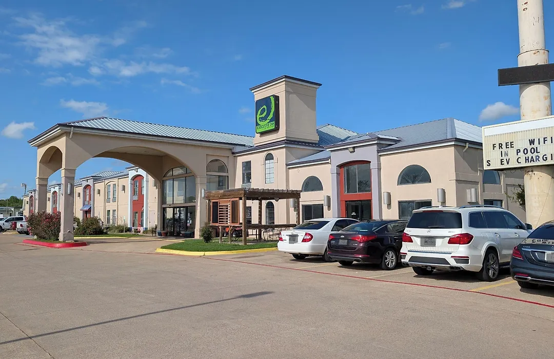 Executive Inn And Suites Wichita Falls-1