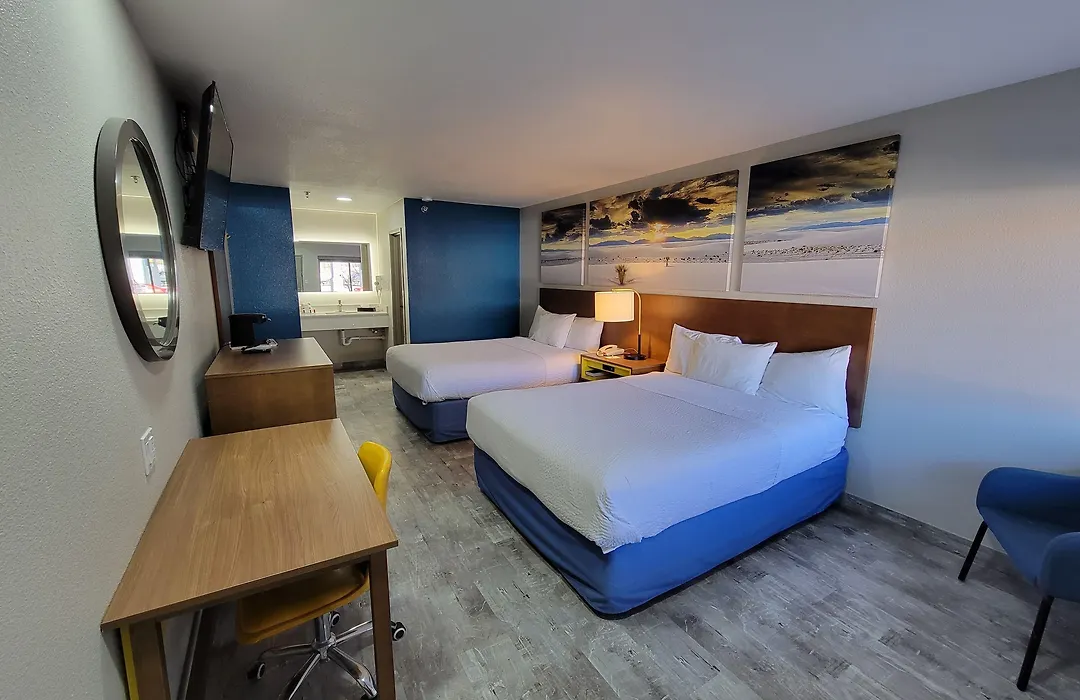 Days Inn By Wyndham Ruidoso Downs-1