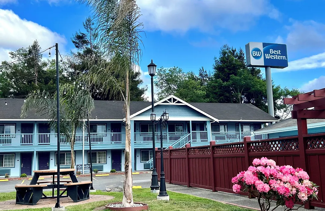 Best Western Country Inn-1