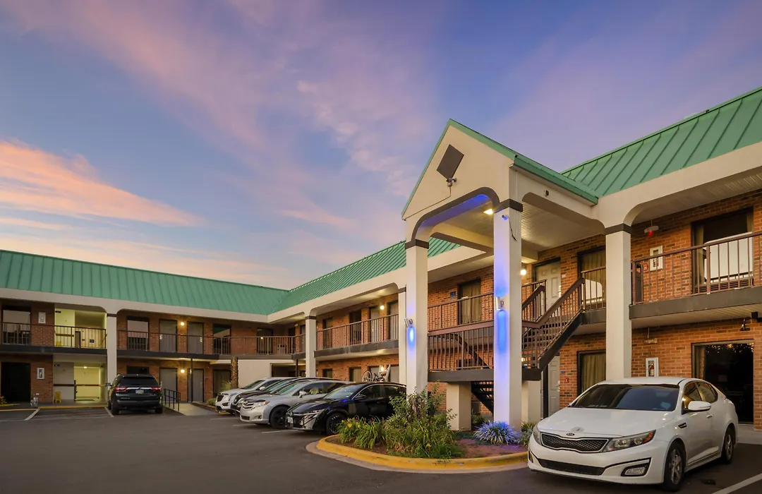 Best Western Statesville Inn-1