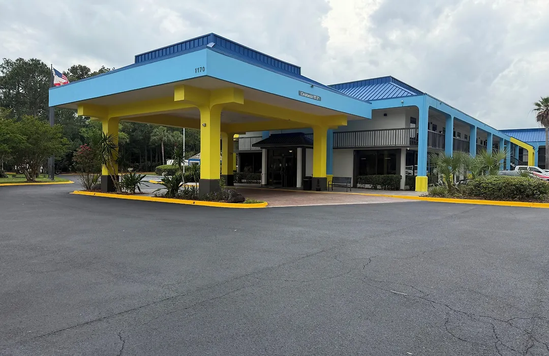 Days Inn By Wyndham Jacksonville Airport-1