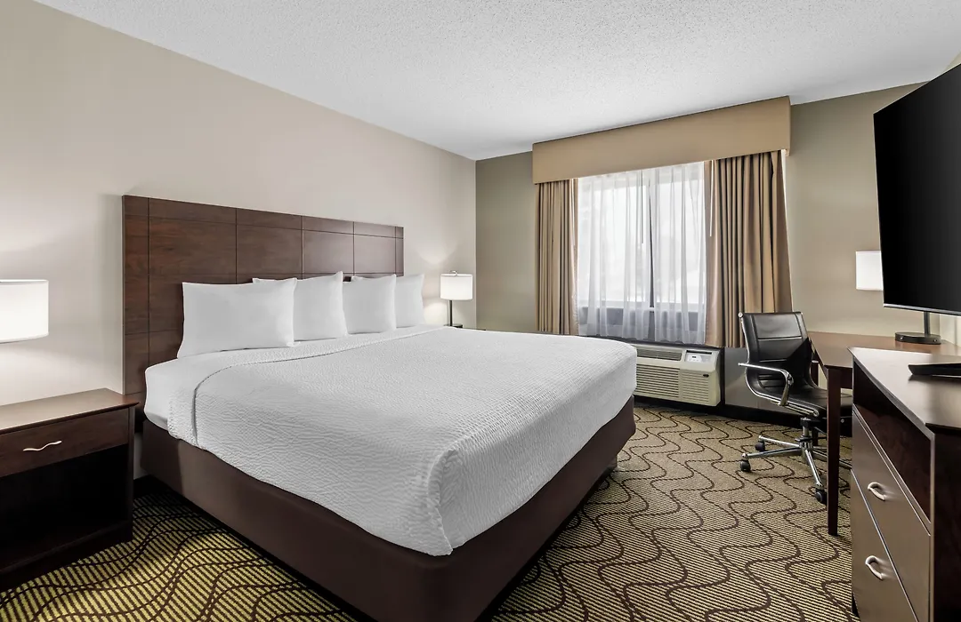 Days Inn By Wyndham Columbia Mall-1