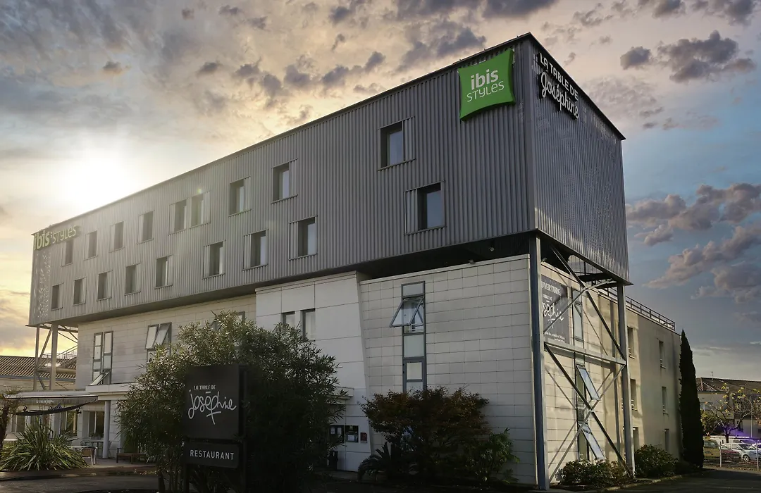 ibis Styles Bordeaux Begles Arena-1