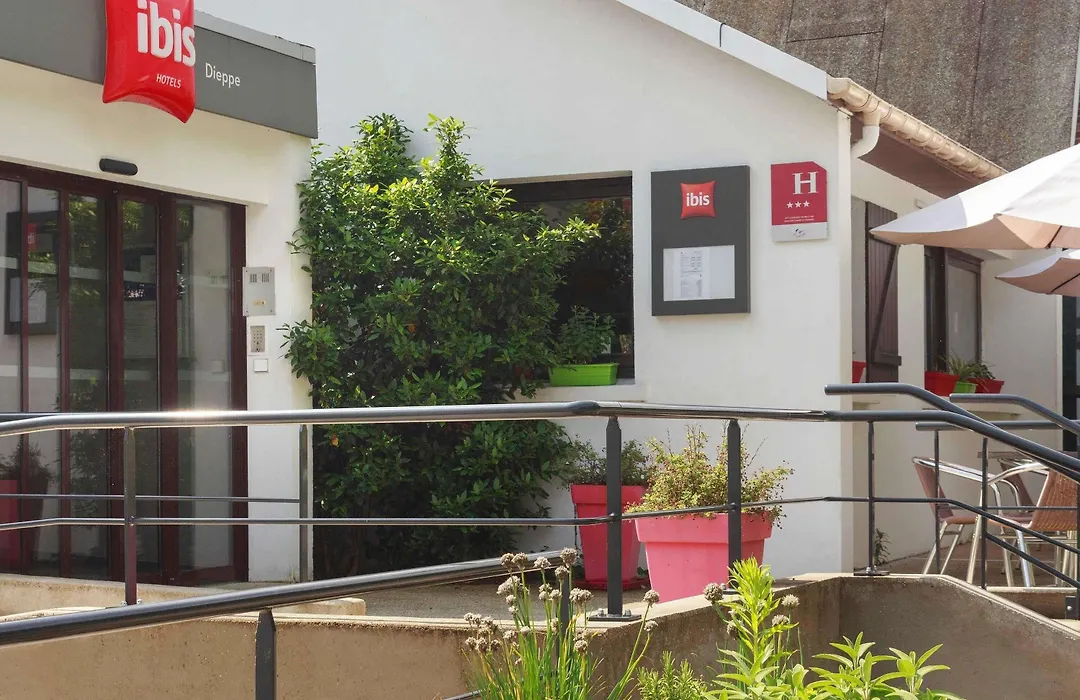 ibis Dieppe Le Val Druel-1
