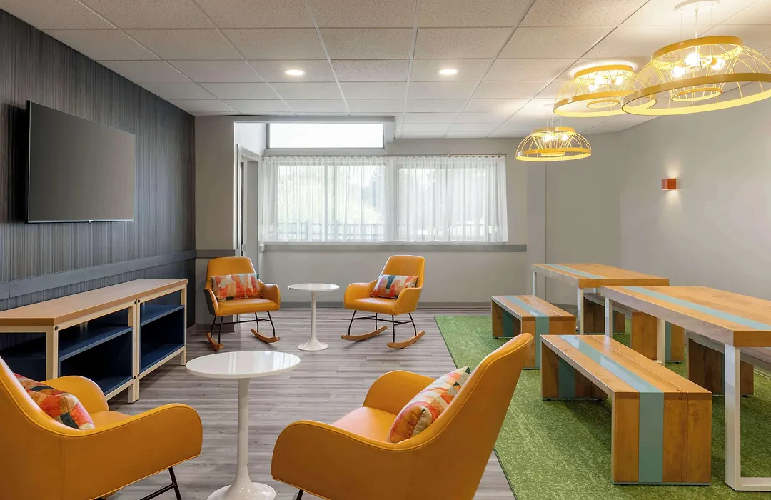 Spark By Hilton Mystic Groton-1