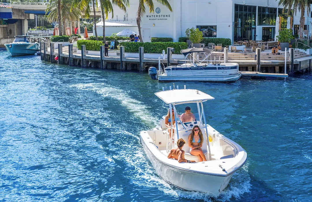 Waterstone Resort & Marina Boca Raton, Curio Collection By Hilton-1