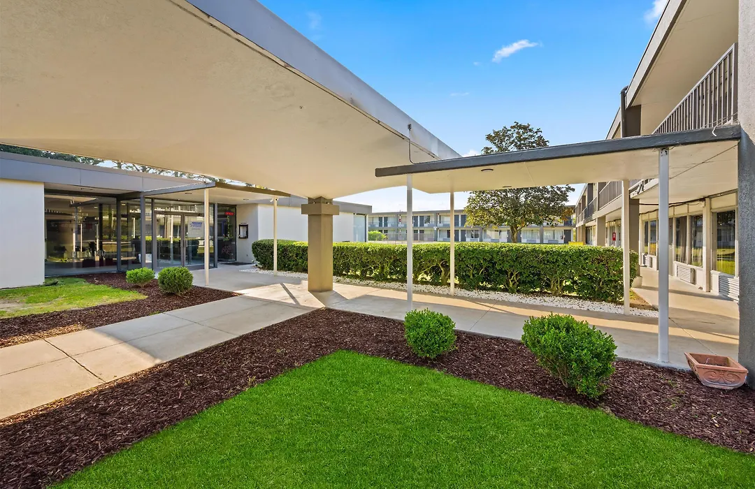 Americas Best Value Inn - Wilson-1