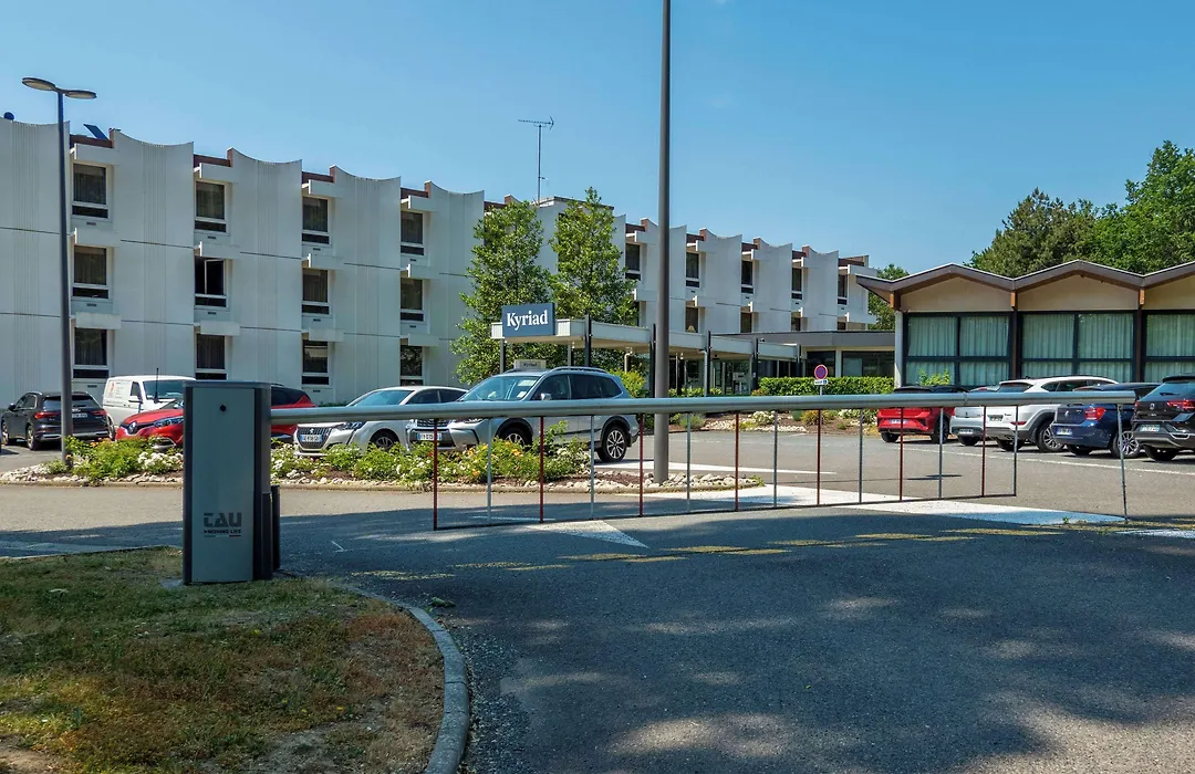 Kyriad Montchanin le Creusot-1