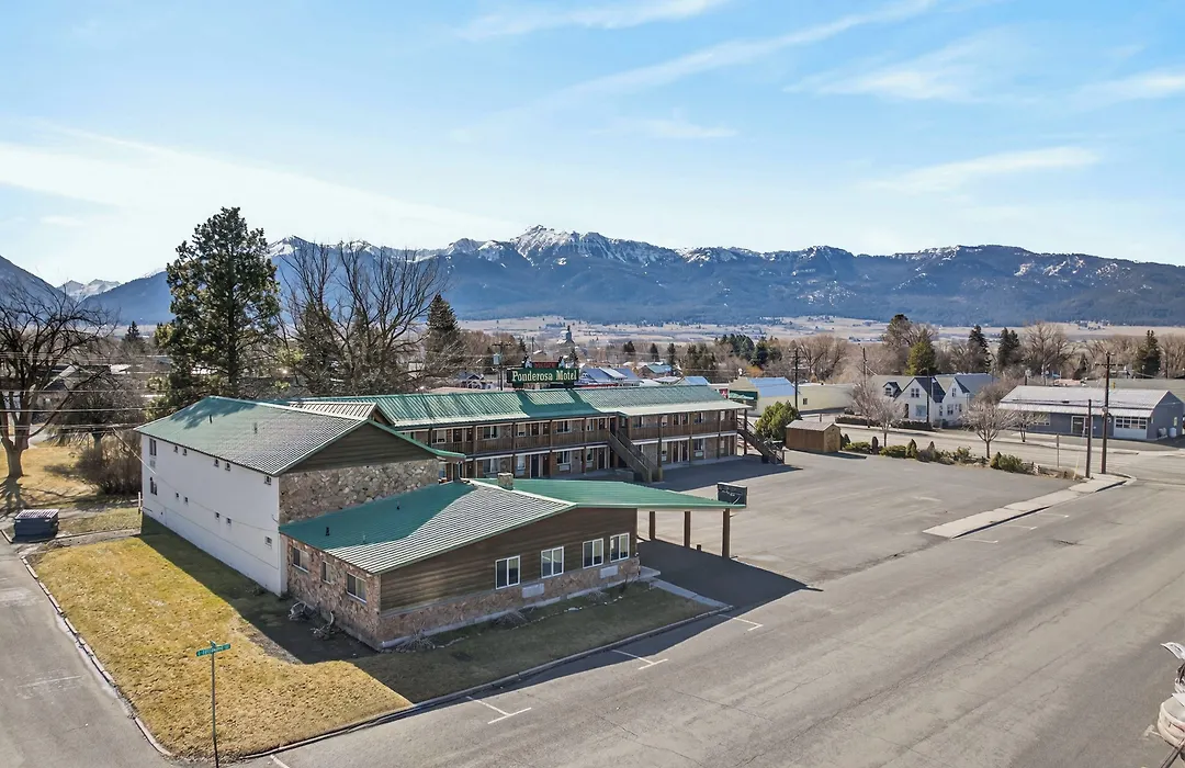 Ponderosa Motel-1
