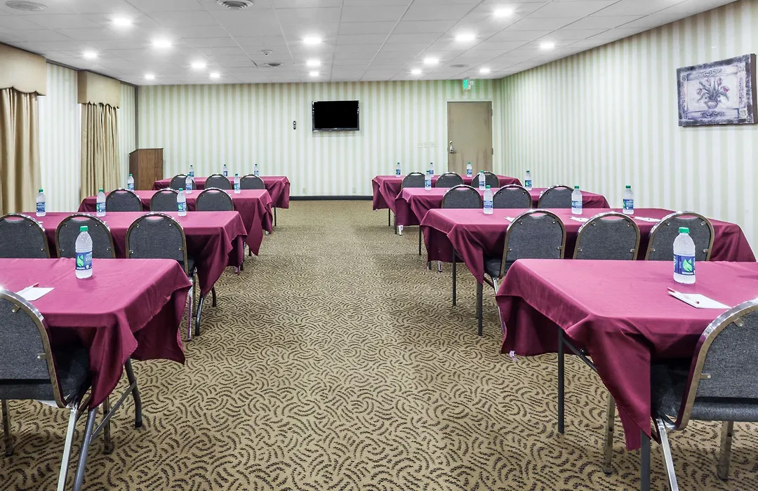 Ramada By Wyndham Lebanon-1
