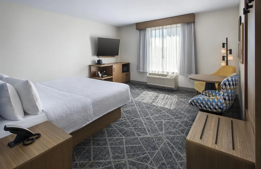 Hampton Inn And Suites New Hartford/Utica-1