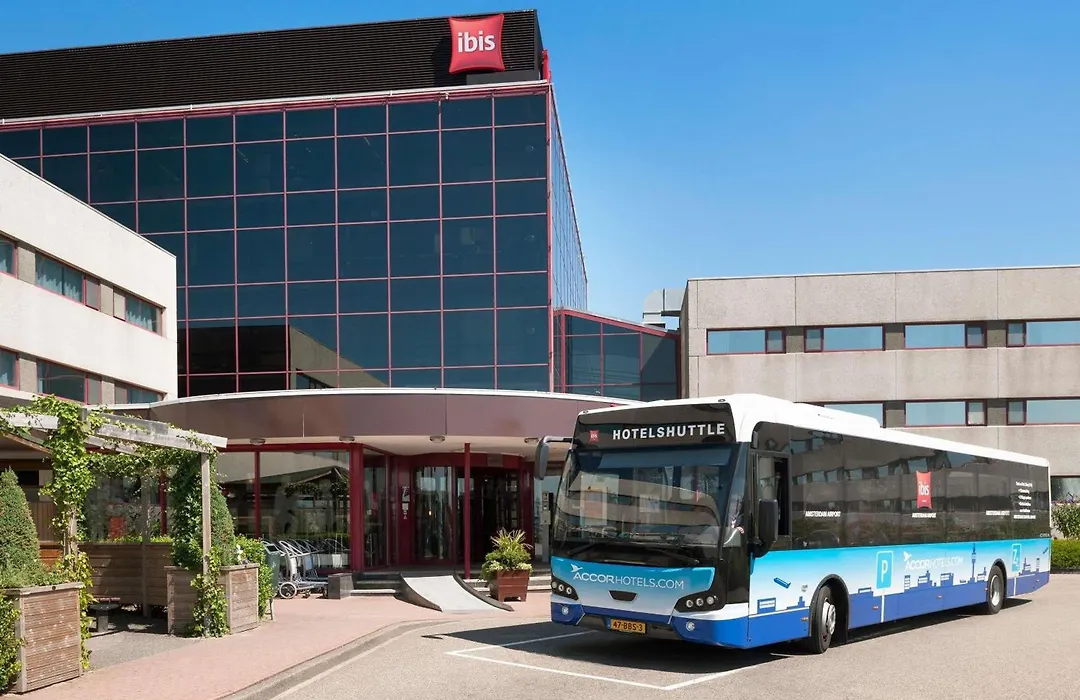 Ibis Schiphol Amsterdam Airport-1