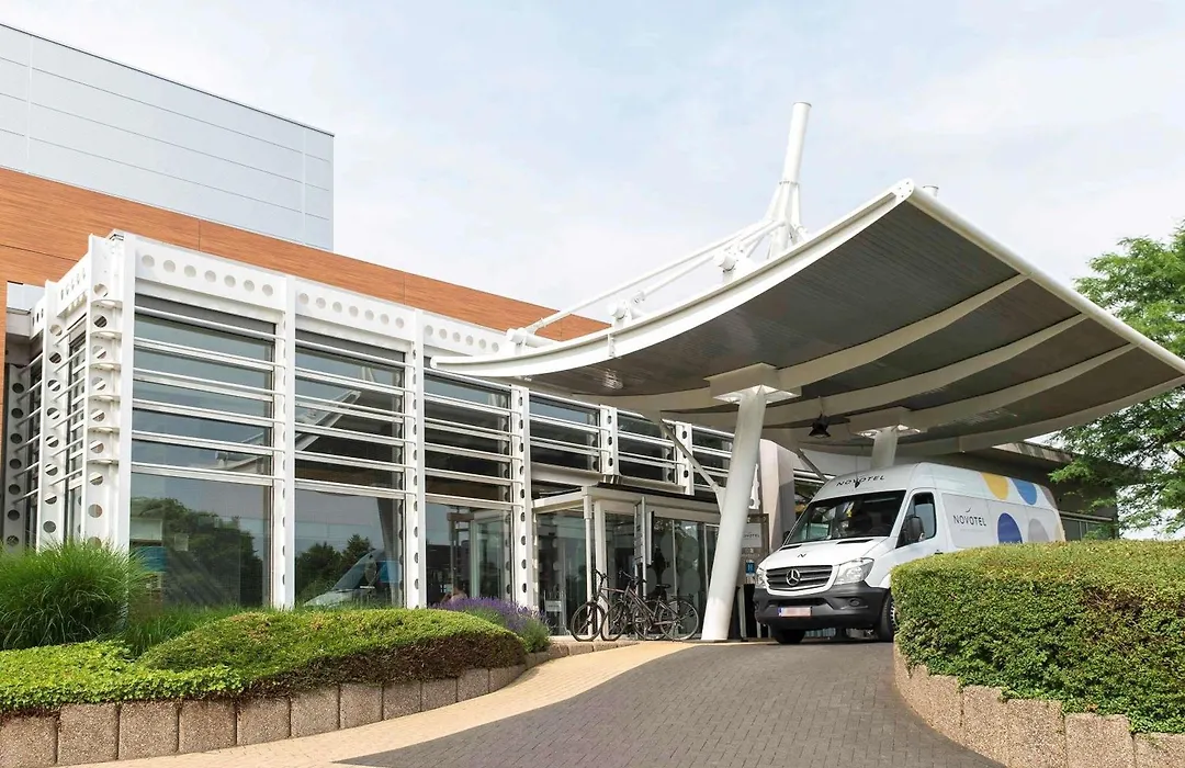 Novotel Brussels Airport-1