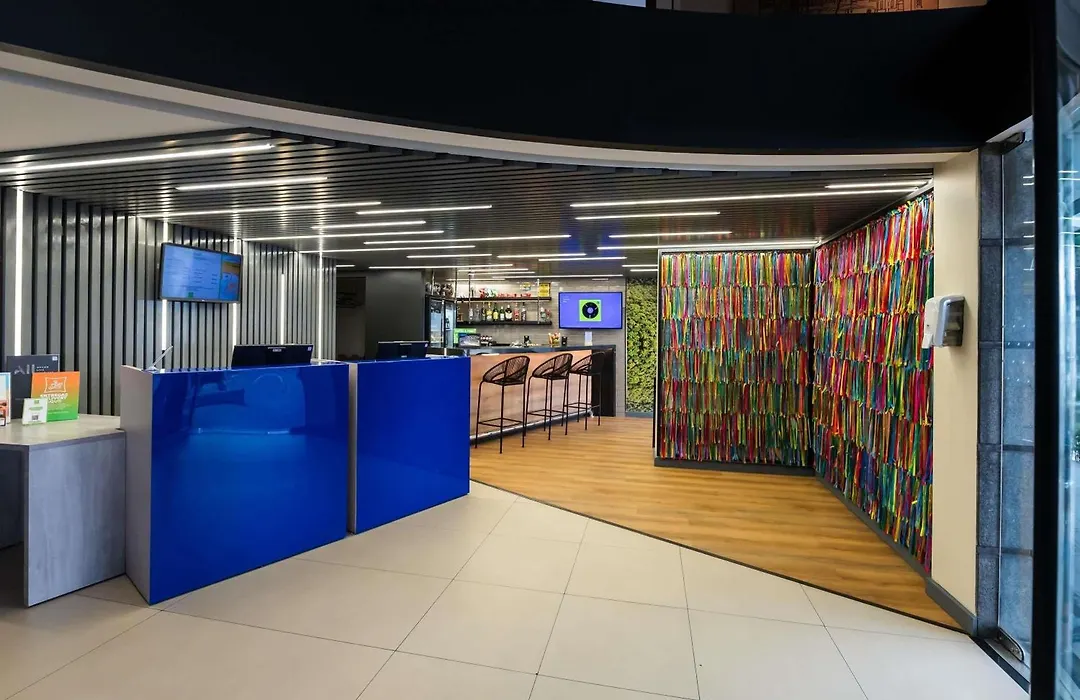 Ibis Styles Belem Nazare-1