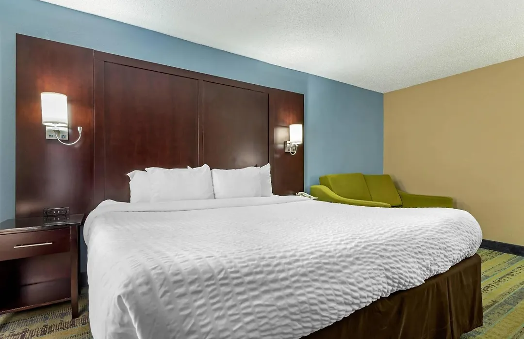 Clarion Hotel Conference Center Lexington North-1