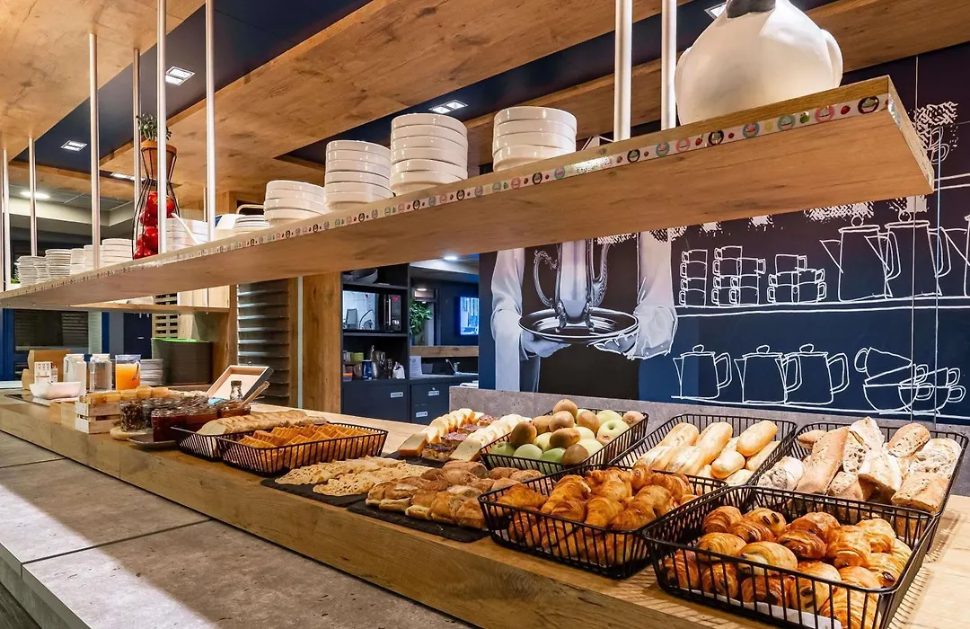 ibis budget Marne la Vallée Pontault Combault-1
