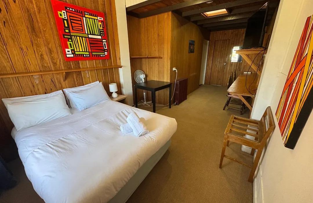 Bunkhouse Motel Cooma-1