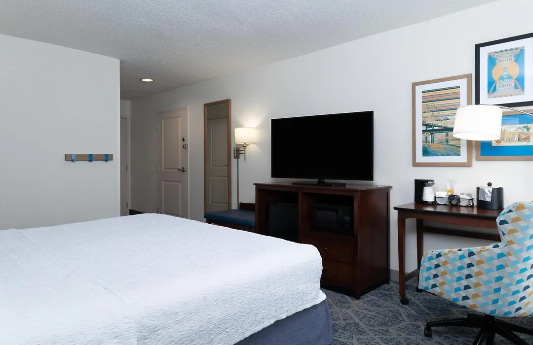 Hampton Inn St. Louis-Chesterfield-1