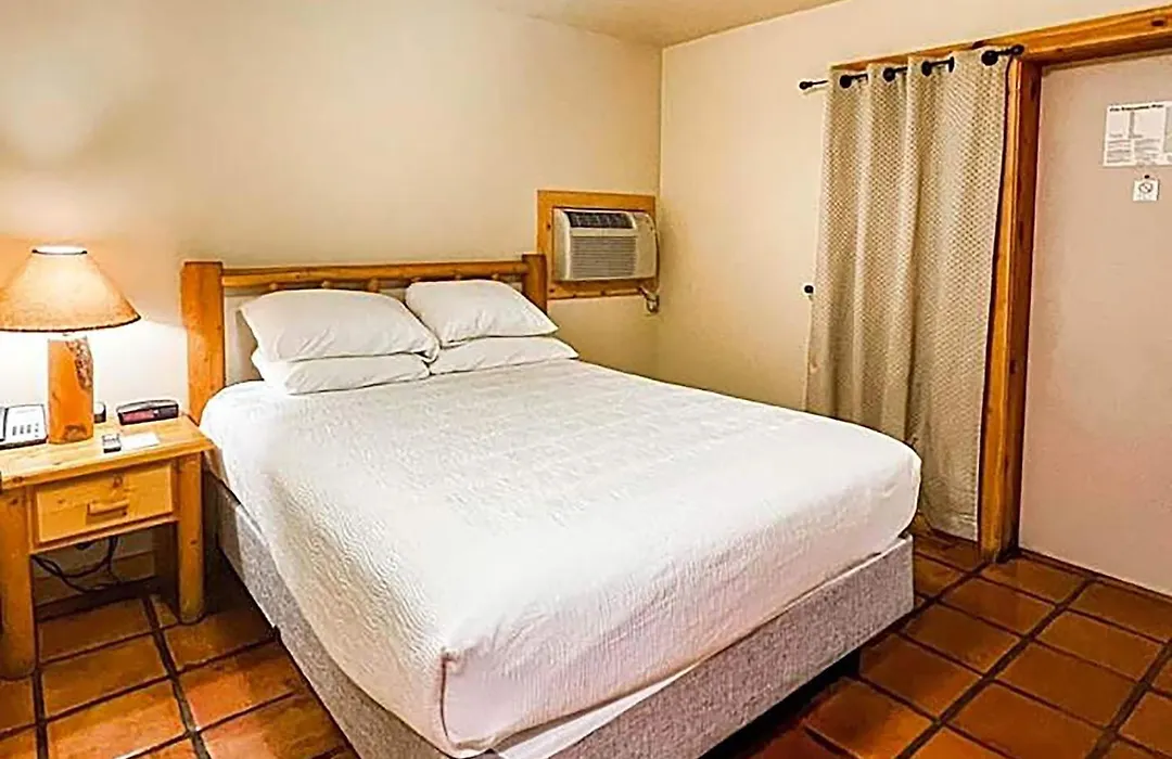 Big Horn Lodge, A Dazzler Select By Wyndham-1