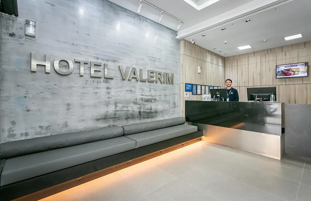 Hotel Valerim Itajaí / Navegantes-1