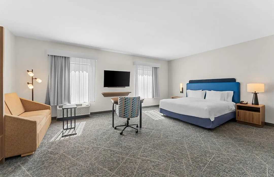 Hampton Inn & Suites Philadelphia/Bensalem-1