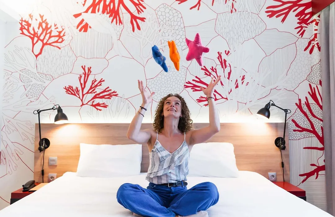 Ibis Styles Barcelona City Bogatell-1