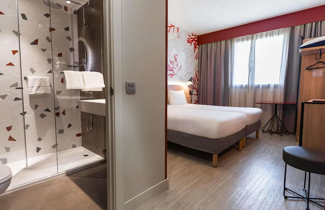 Ibis Styles Barcelona City Bogatell-1