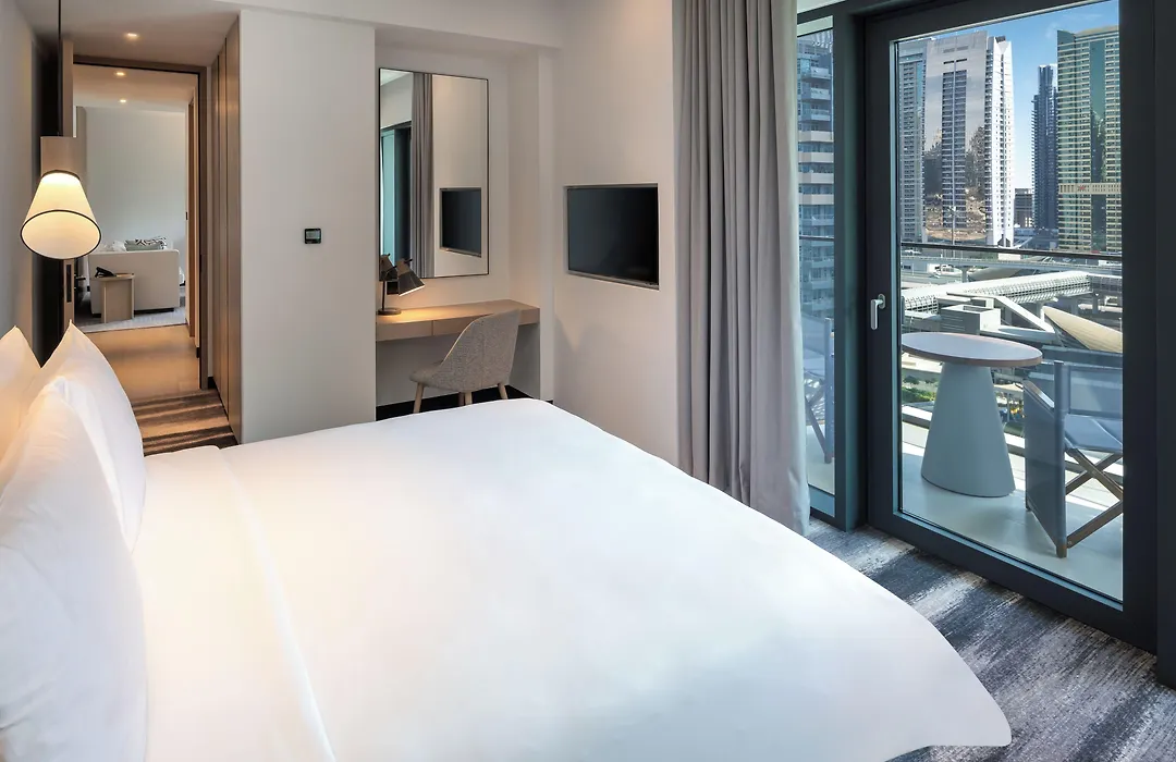 Vida Dubai Marina & Yacht Club-1