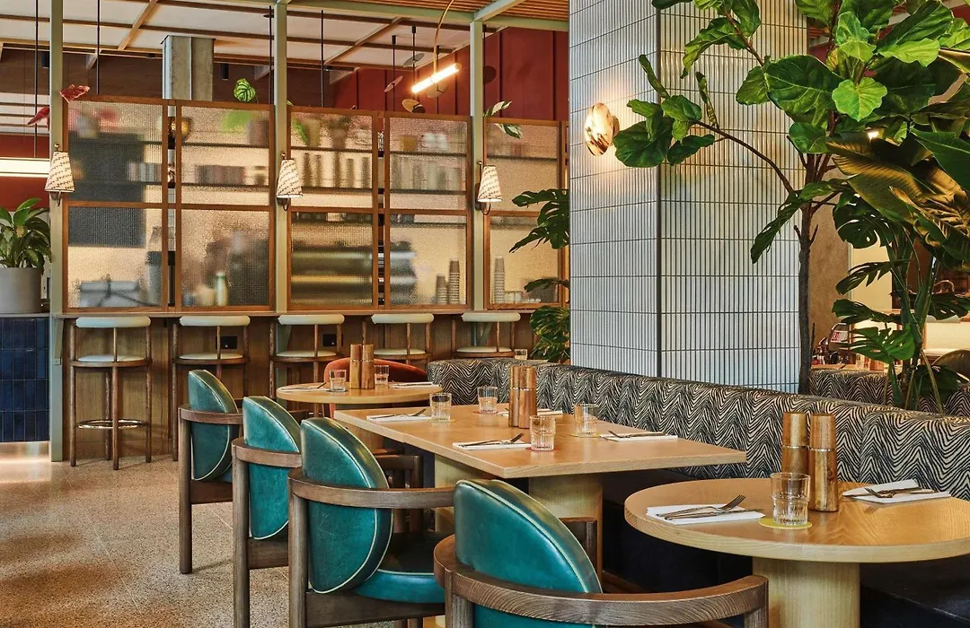 Tribe London Canary Wharf-1