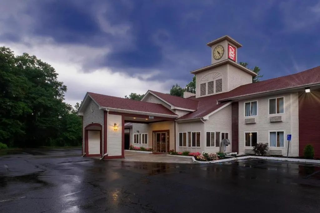 Red Roof Inn Clifton Park-1