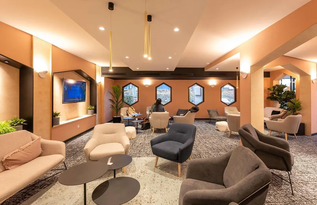 Novotel Macon Nord - Porte de Bourgogne-1
