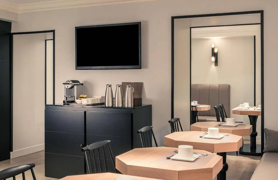 Mercure Paris Arc de Triomphe Wagram-1