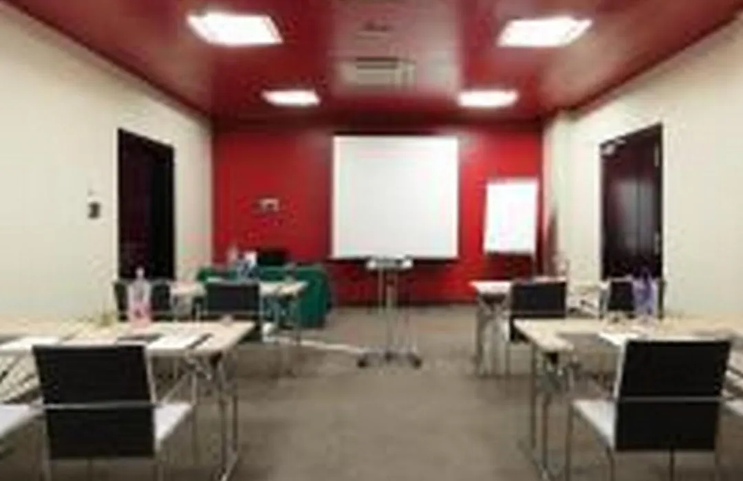 Holiday Inn Genoa City By Ihg-1