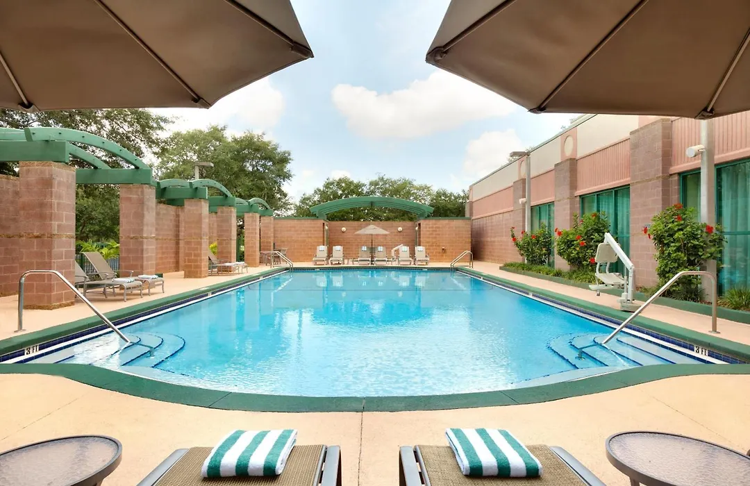 Embassy Suites By Hilton Tampa Usf Near Busch Gardens-1