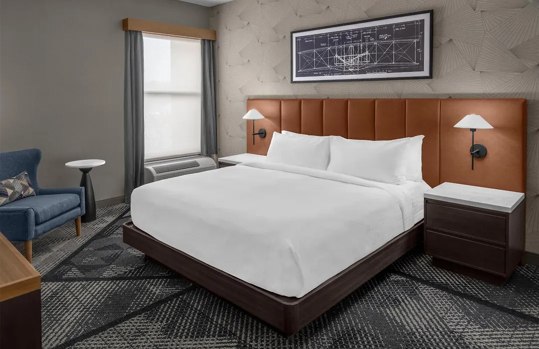 Doubletree By Hilton Dayton Fairborn-1