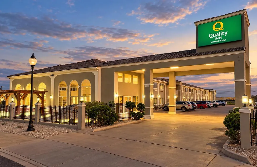 Quality Inn Winslow I-40-1