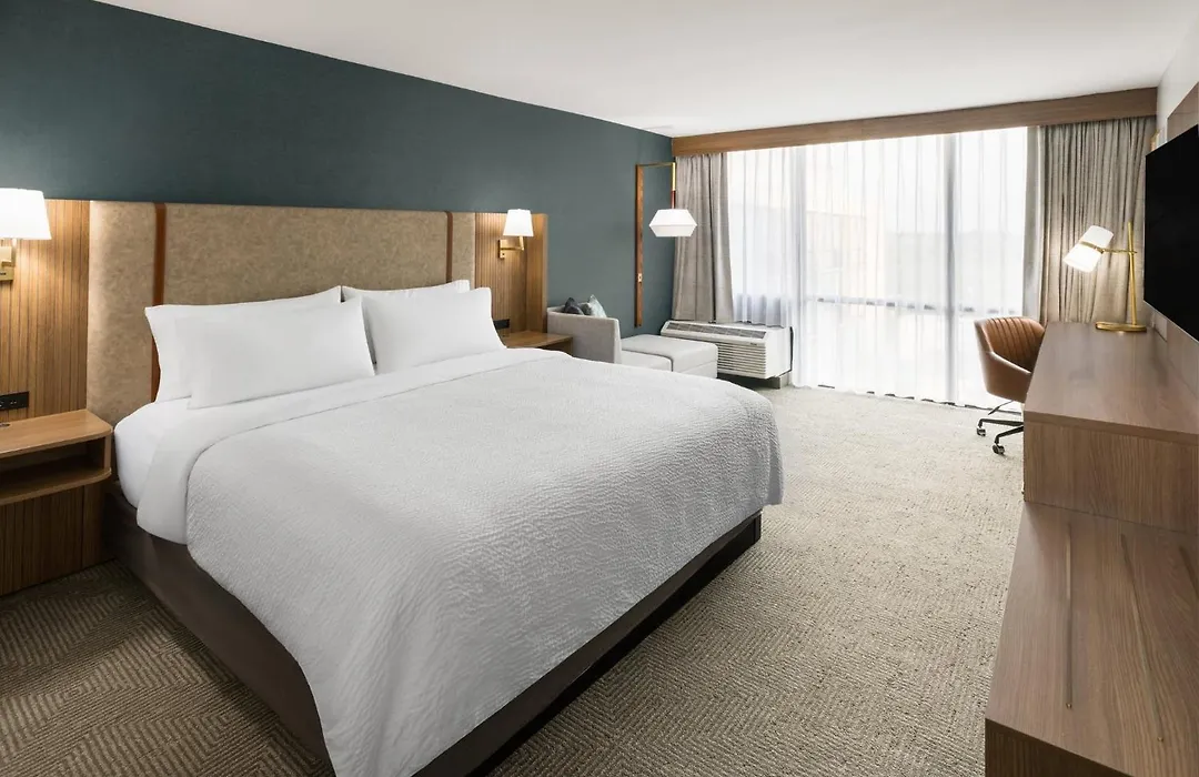 Holiday Inn Harrisburg I-81 Hershey Area By Ihg-1