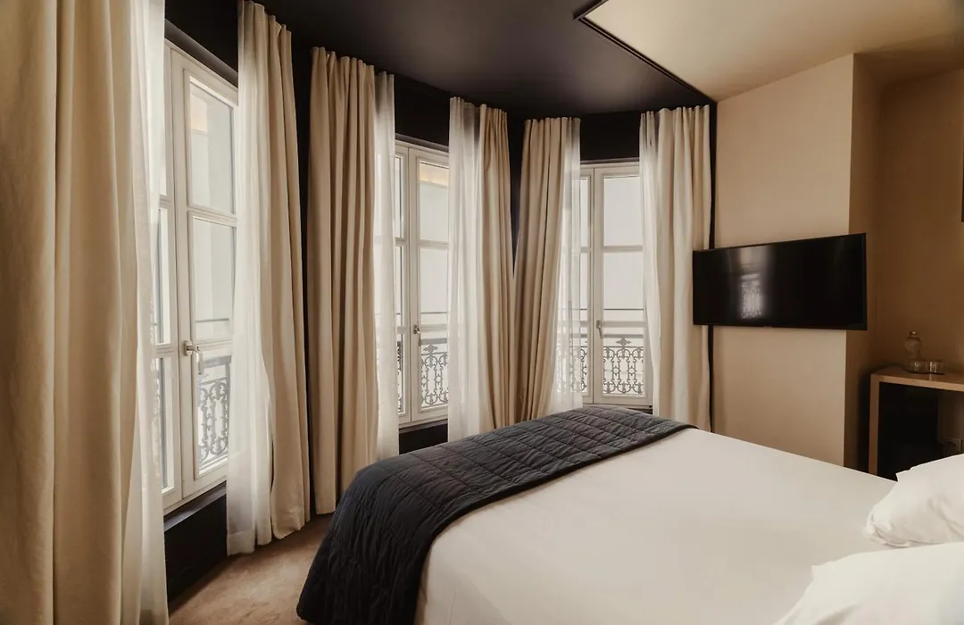 Hotel De Nell-1