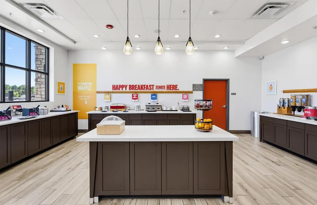 Hampton Inn By Hilton Detroit Dearborn, Mi-1