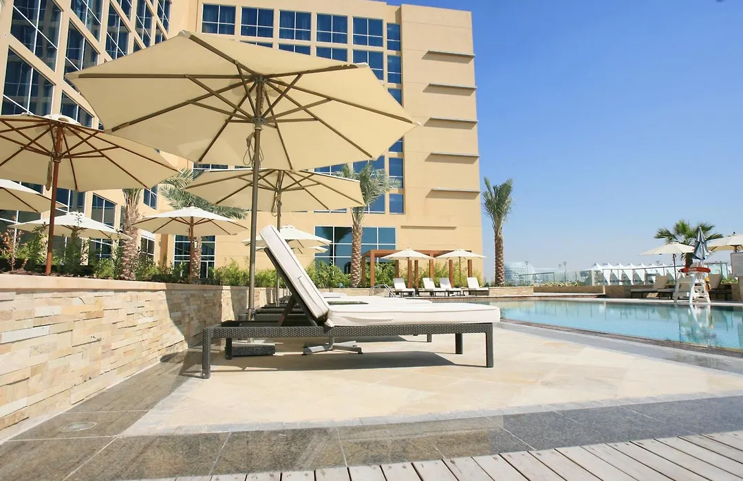 Yas Plaza Circuit-1