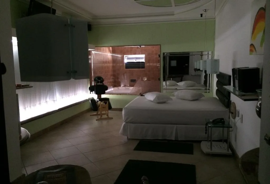 Cassino Motel (Adults Only)-1