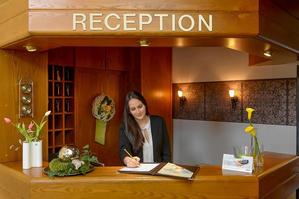 Hotel am Brenner-1