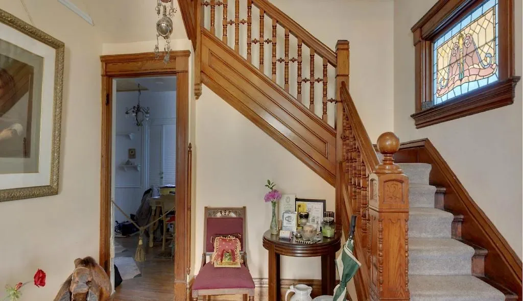Garden House Bed And Breakfast-1